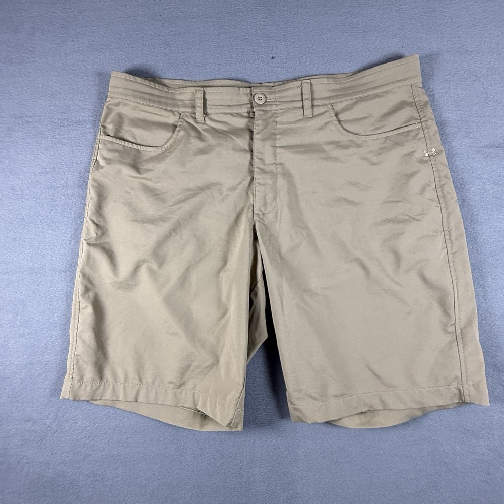 Under Armour Shorts‎ Mens Size 38 Tan Chino Golf Dri Fit Casual Heatgear